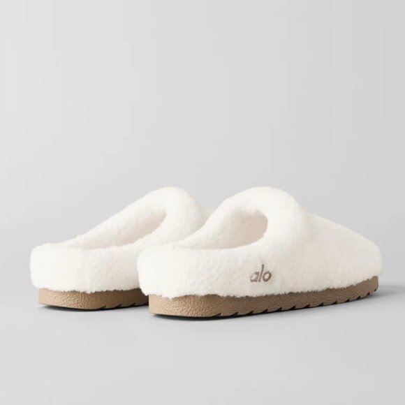 Alo Yoga Sherpa Recovery Slipper - Picture 1 of 6